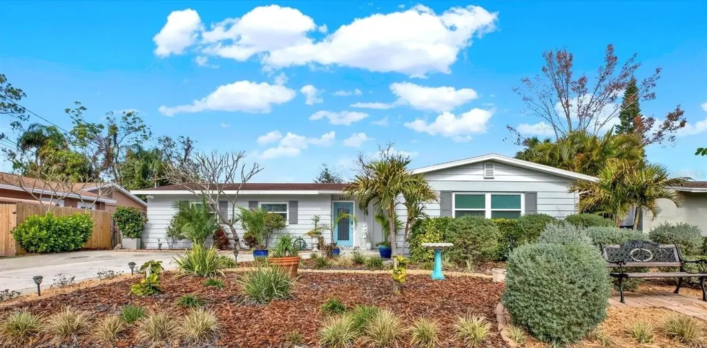 3401 W Paris Street Tampa FL 33614