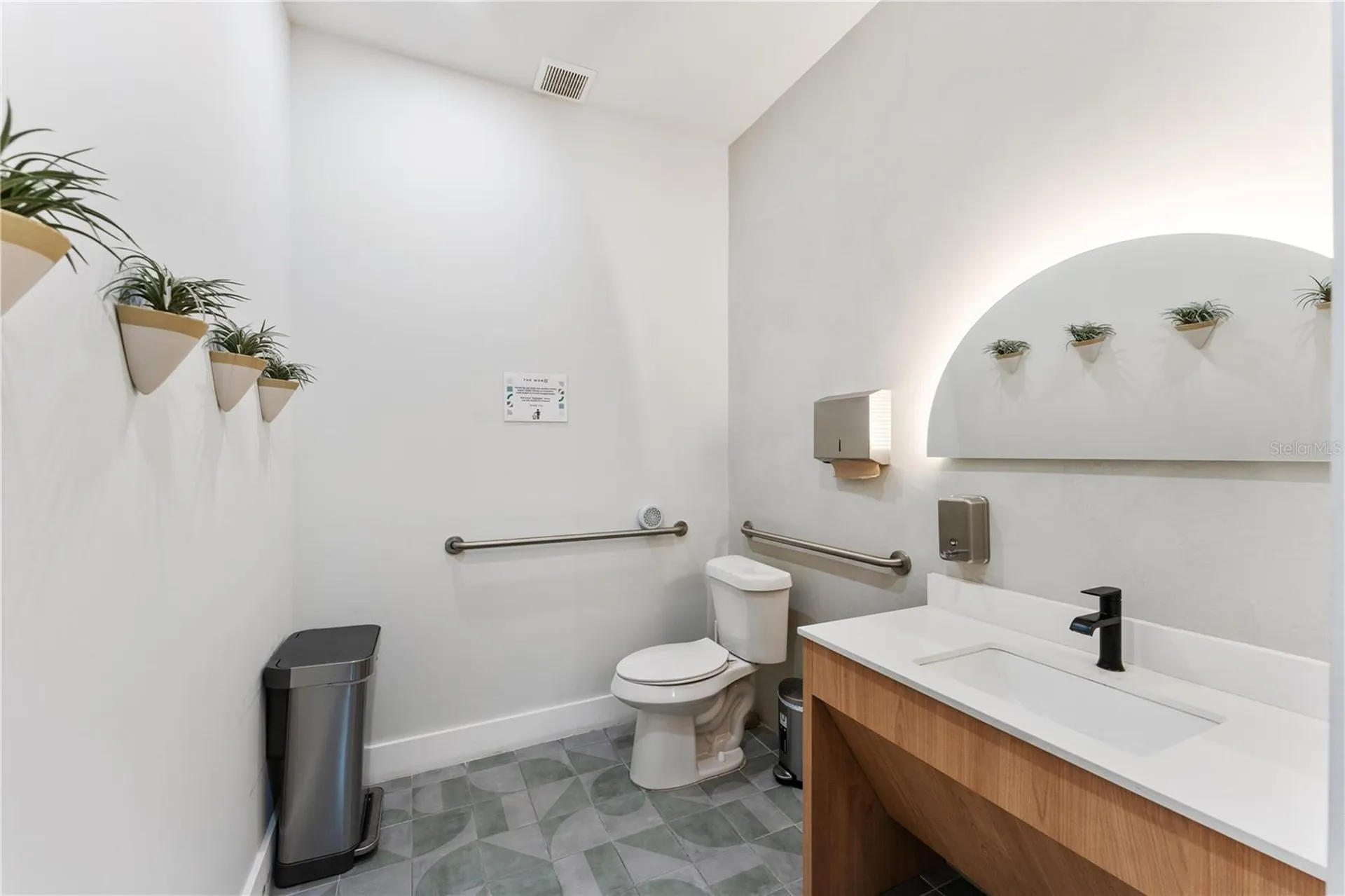 7726 Winegard Road Orlando FL 32809