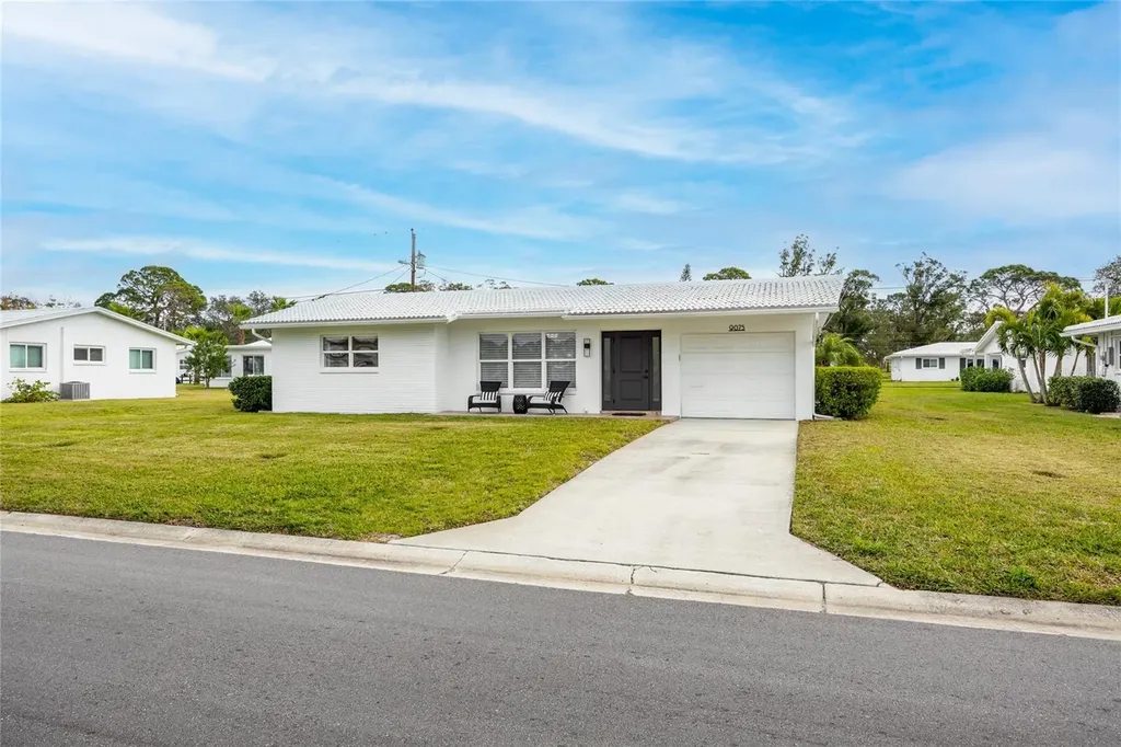 9075 143rd Street Seminole FL 33776