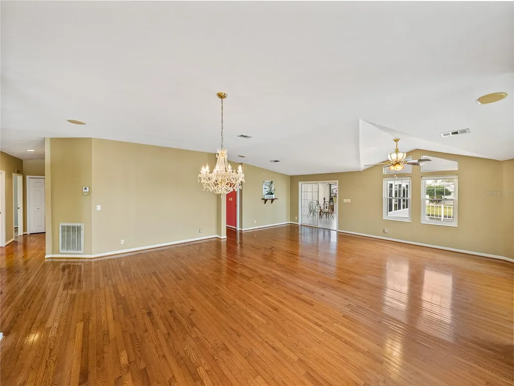5148 Island View Circle N Polk City FL 33868