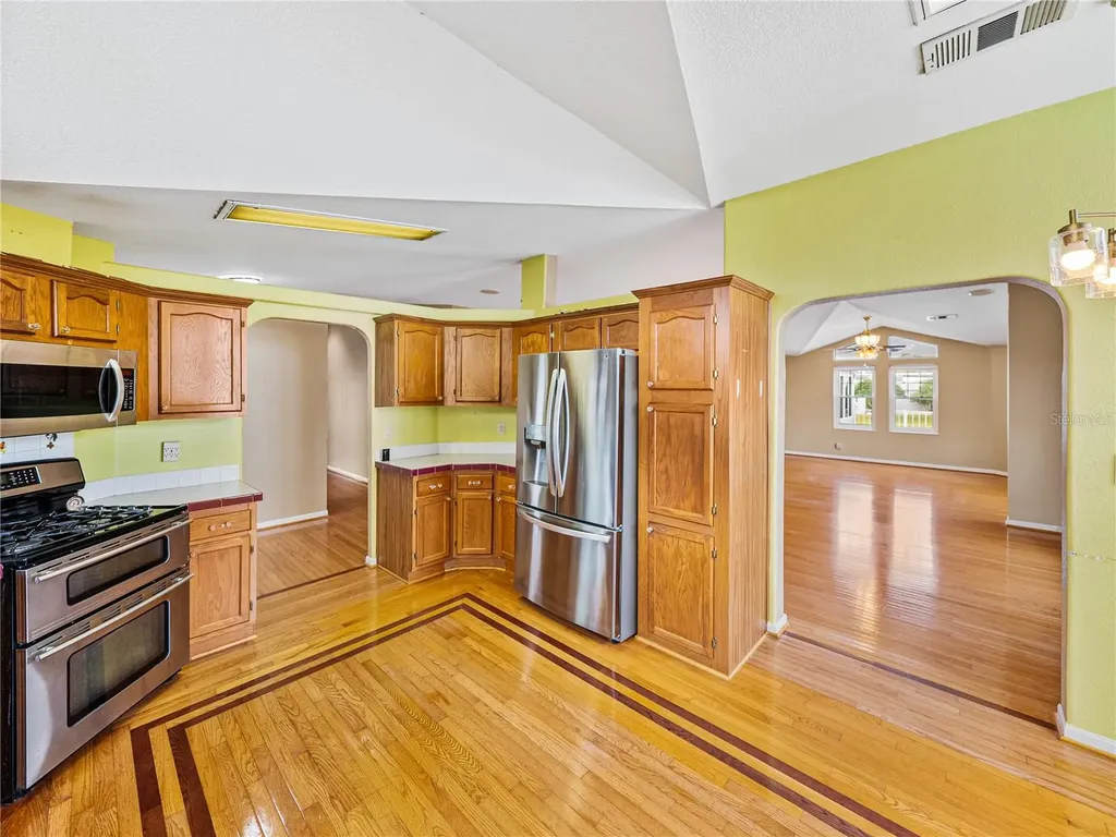 5148 Island View Circle N Polk City FL 33868