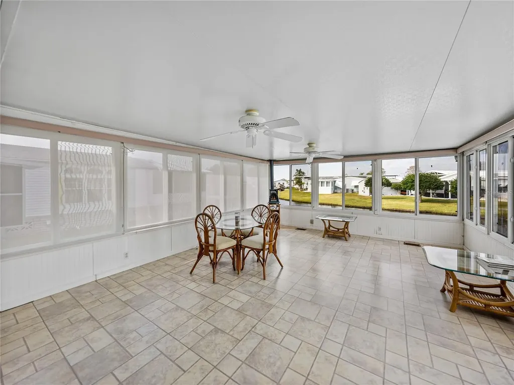 5148 Island View Circle N Polk City FL 33868