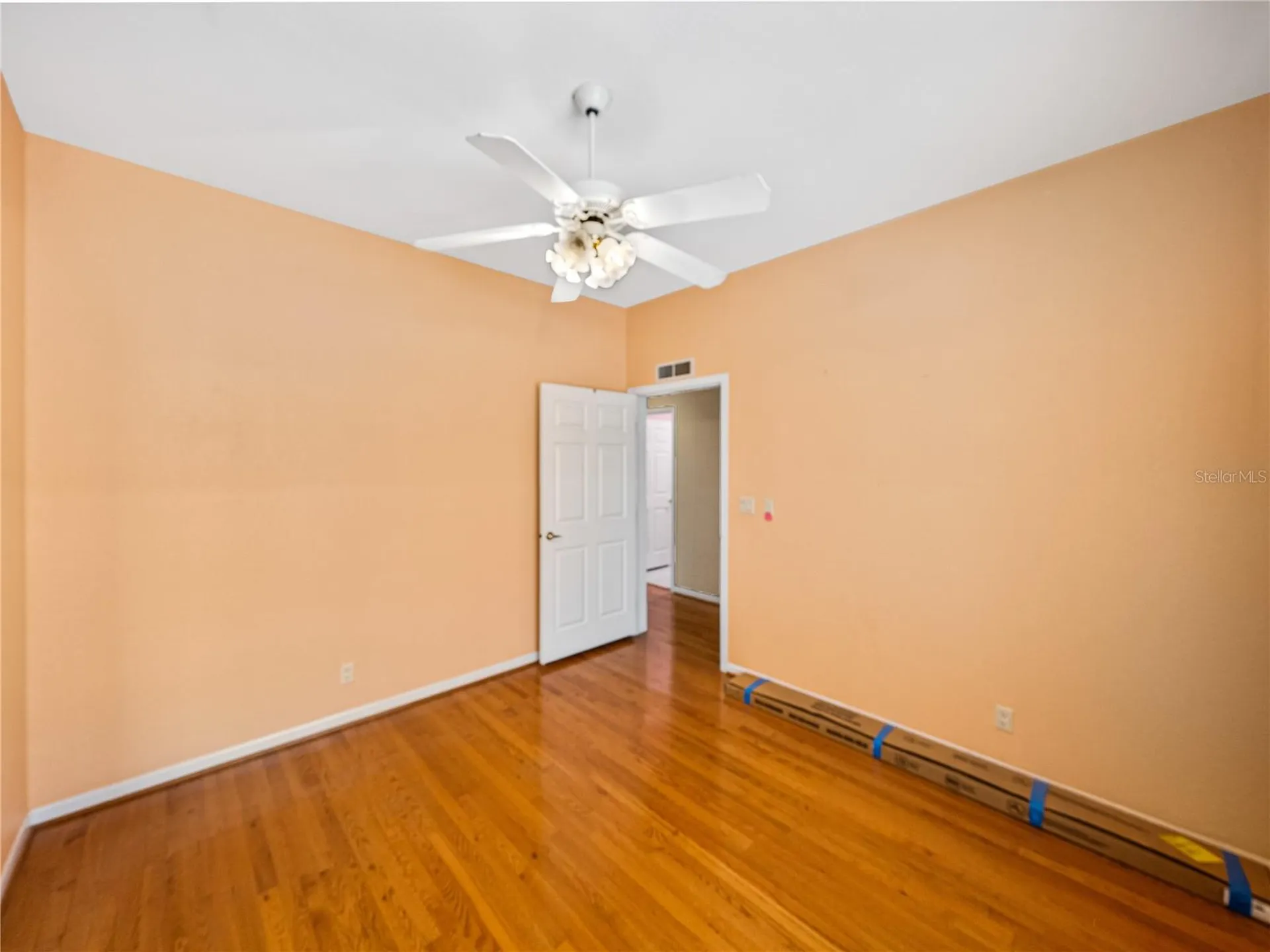 5148 Island View Circle N Polk City FL 33868