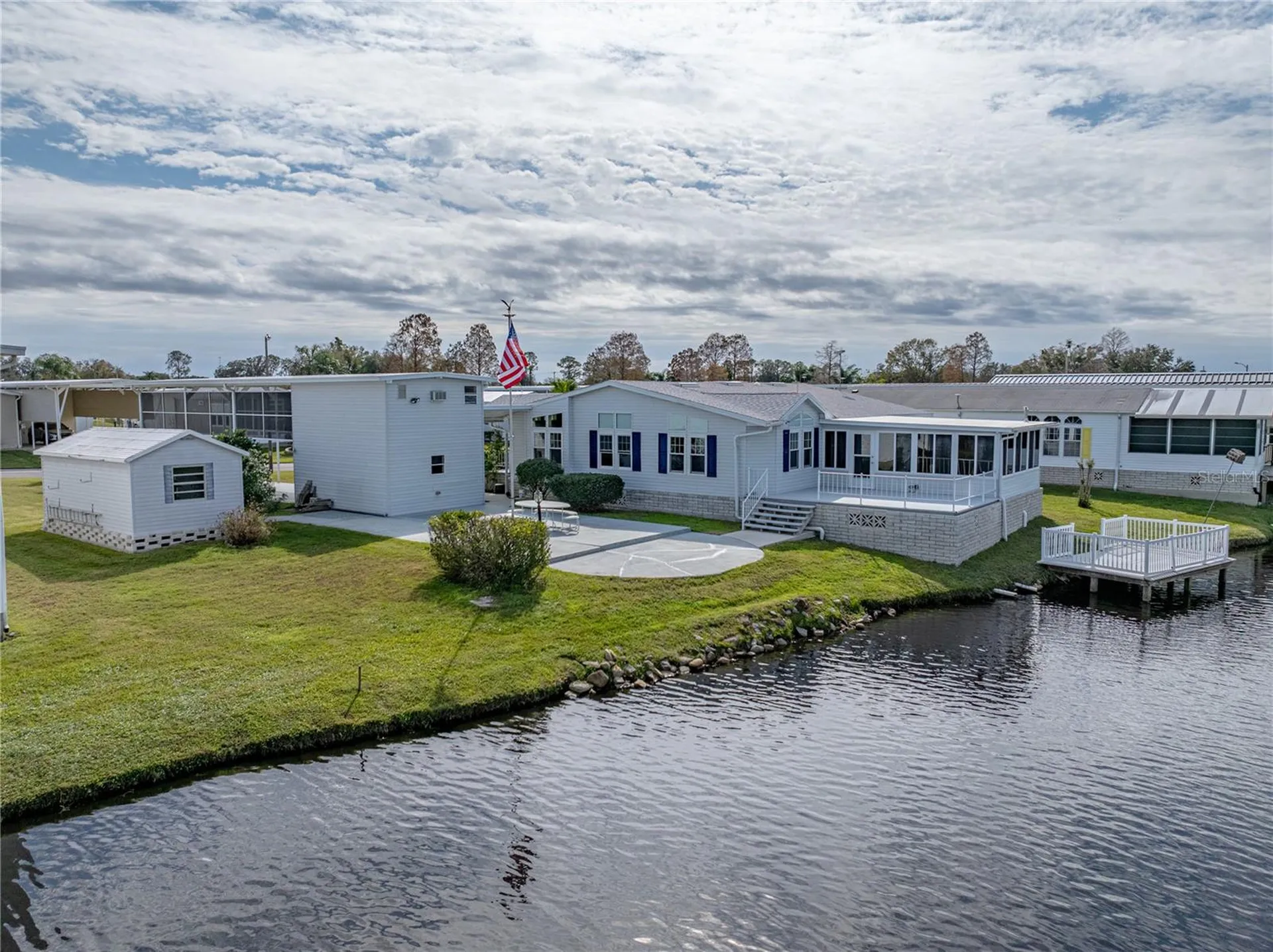 5148 Island View Circle N Polk City FL 33868