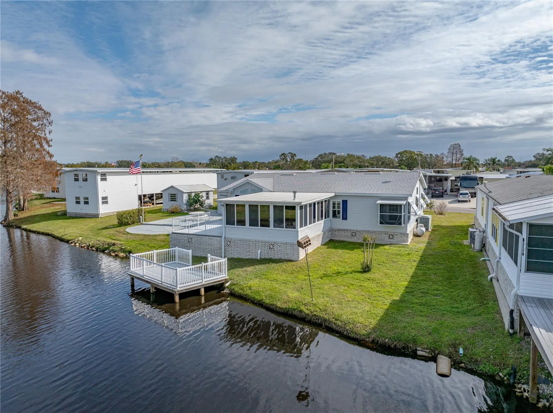 5148 Island View Circle N Polk City FL 33868