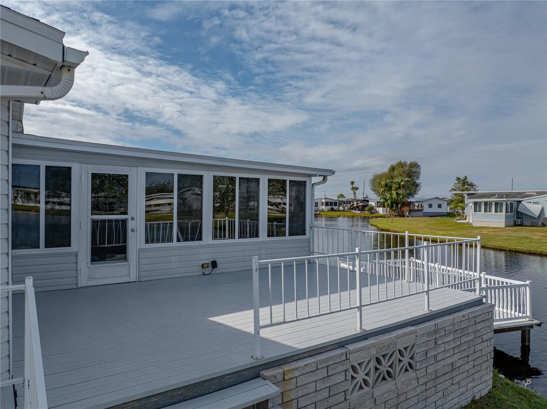 5148 Island View Circle N Polk City FL 33868
