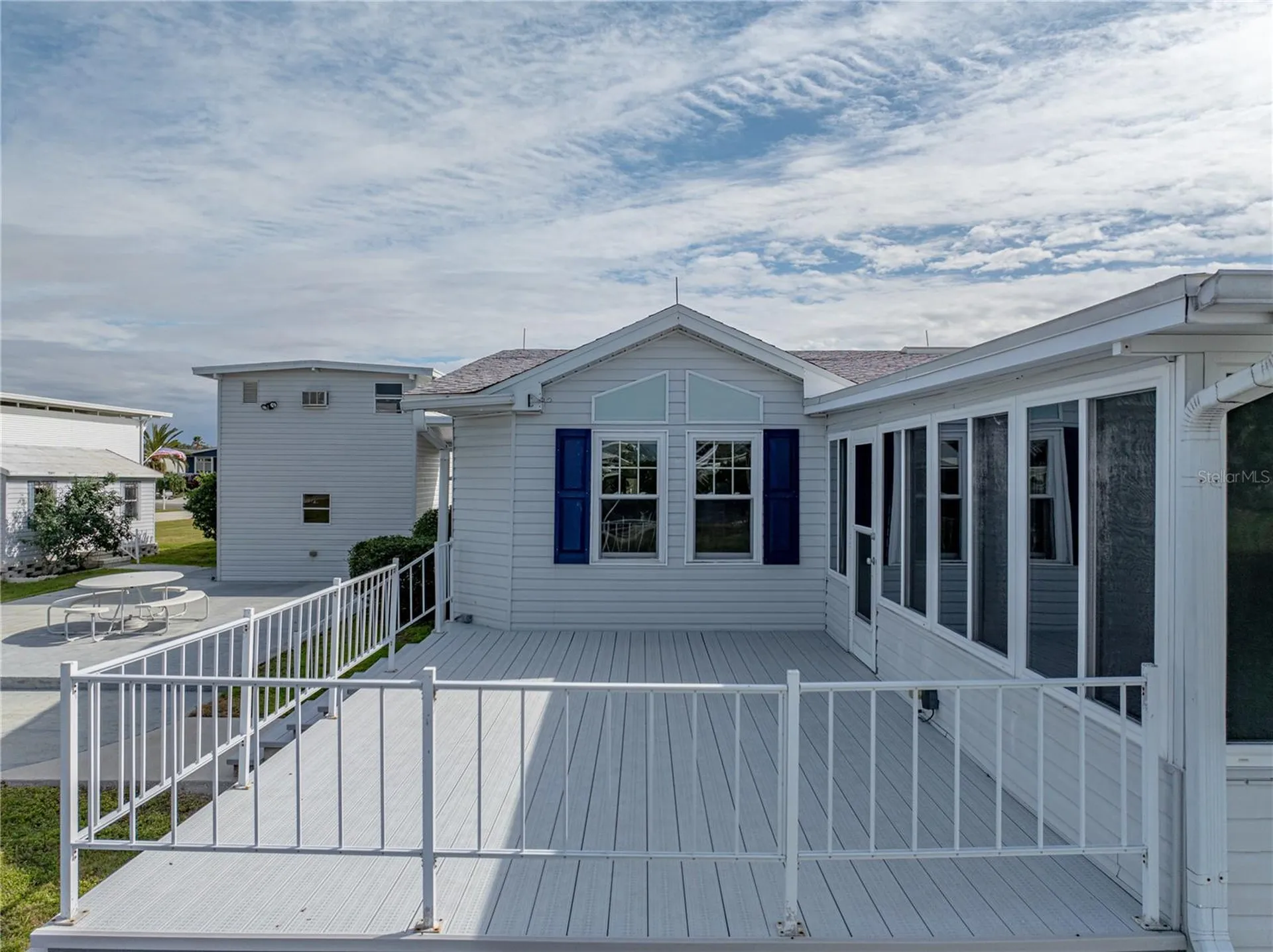 5148 Island View Circle N Polk City FL 33868