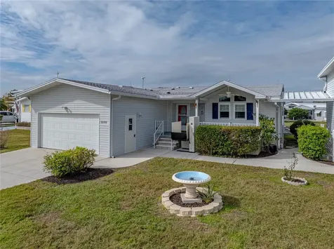 5148 Island View Circle N Polk City FL 33868