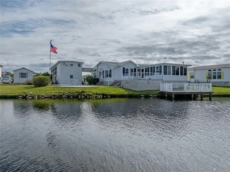 5148 Island View Circle N Polk City FL 33868