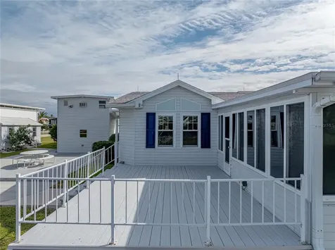 5148 Island View Circle N Polk City FL 33868