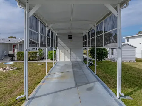 5148 Island View Circle N Polk City FL 33868