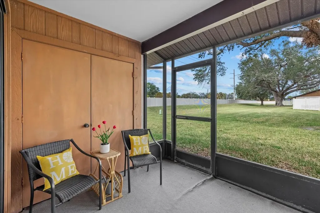 1700 Curry Avenue Nokomis FL 34275