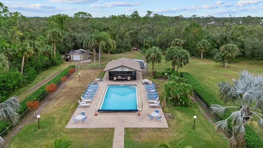 1700 Curry Avenue Nokomis FL 34275