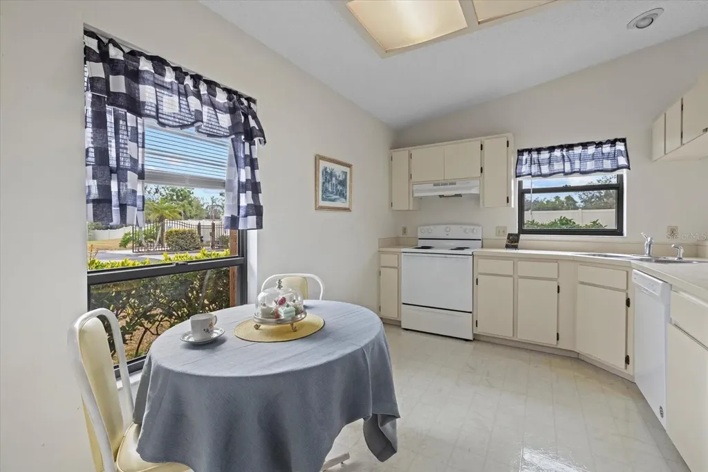 1700 Curry Avenue Nokomis FL 34275