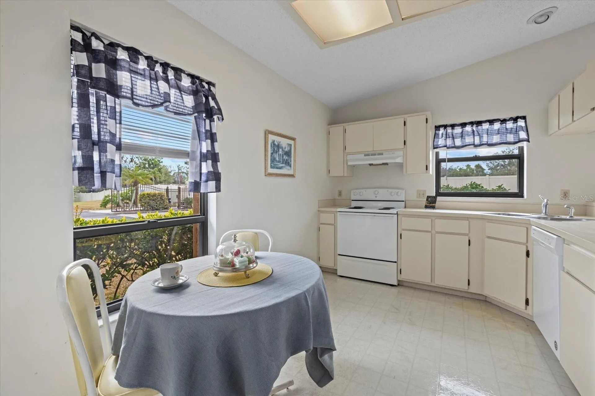 1700 Curry Avenue Nokomis FL 34275