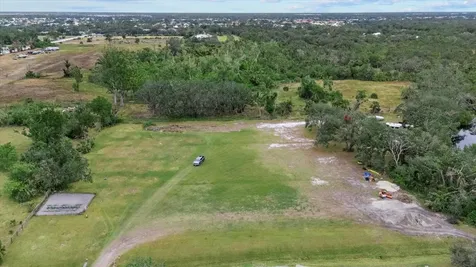 1700 Curry Avenue Nokomis FL 34275