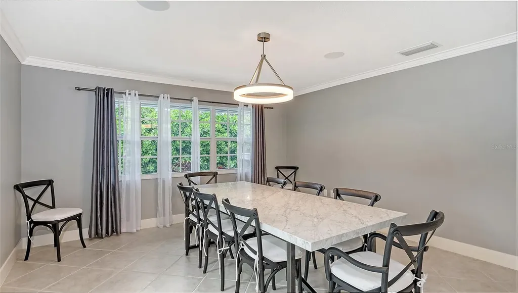 605 Wild Turkey Lane Sarasota FL 34236