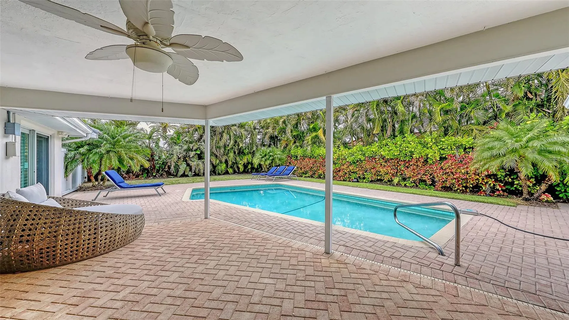 605 Wild Turkey Lane Sarasota FL 34236