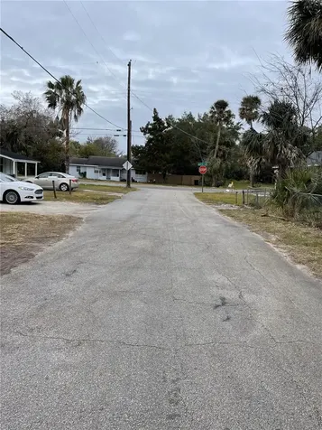 E Spruce Street Daytona Beach FL 32114