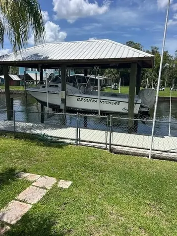 2750 N Comanche Point Crystal River FL 34429