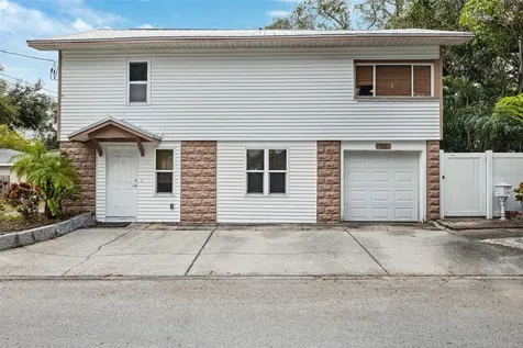 832 13th Avenue N St Petersburg FL 33701