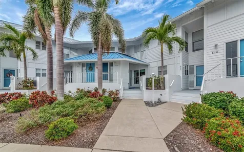 829 Audubon Drive Bradenton FL 34209