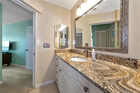 829 Audubon Drive Bradenton FL 34209
