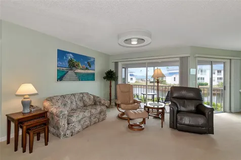 829 Audubon Drive Bradenton FL 34209