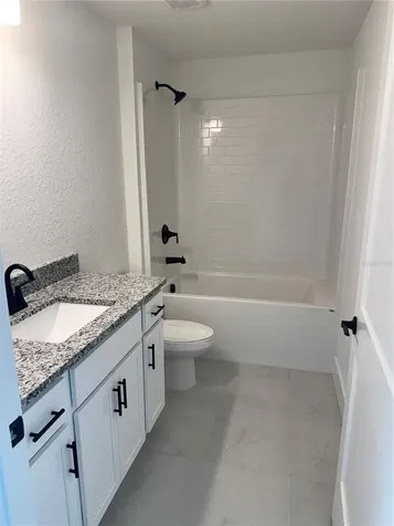 2504 Averland Loop North Port FL 34287