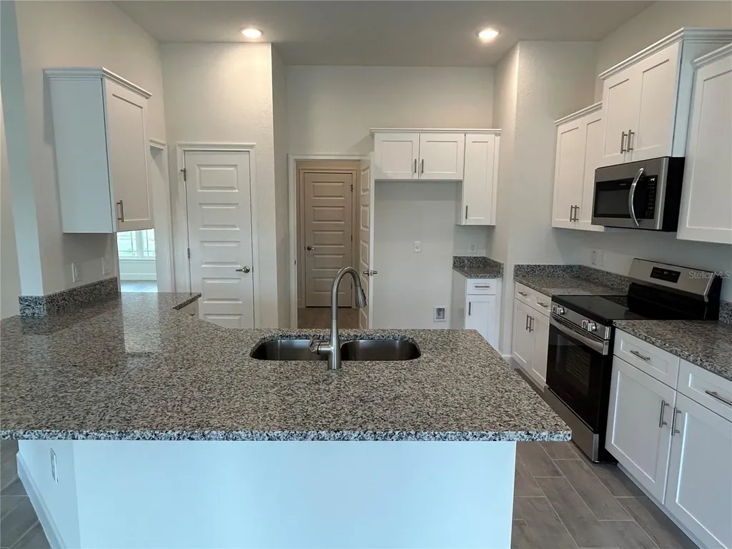 2680 Averland Loop North Port FL 34287