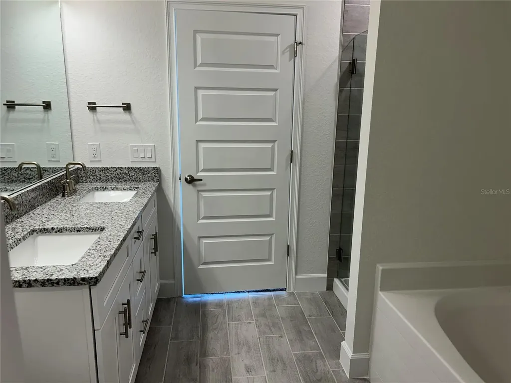 2680 Averland Loop North Port FL 34287