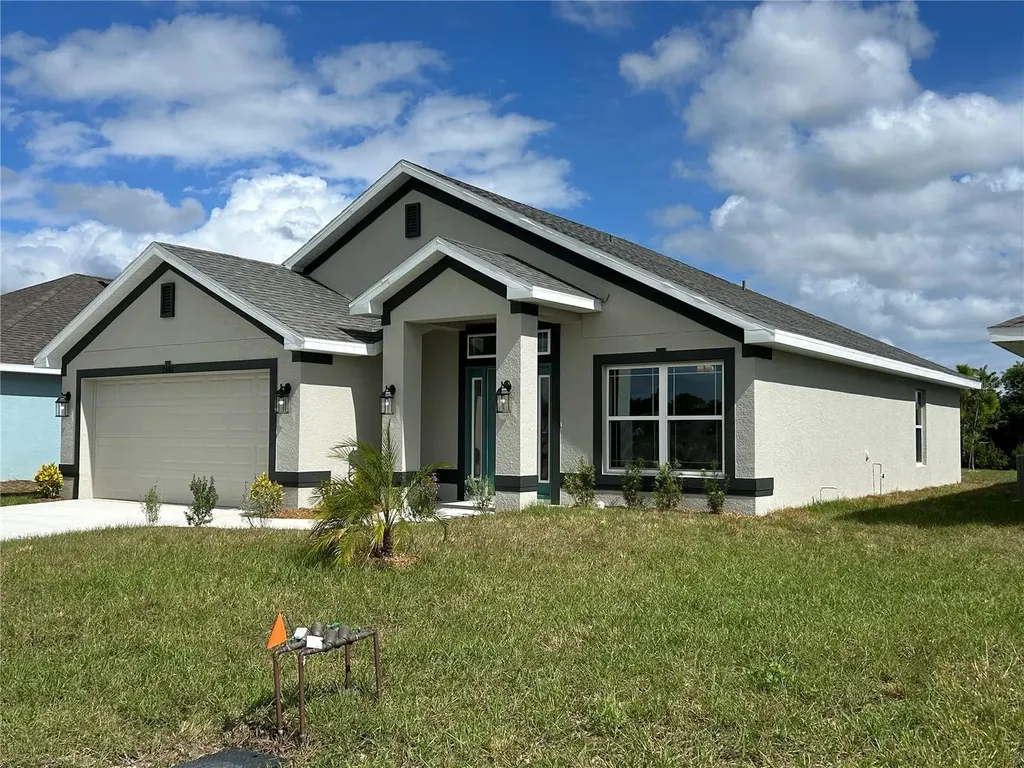 2680 Averland Loop North Port FL 34287
