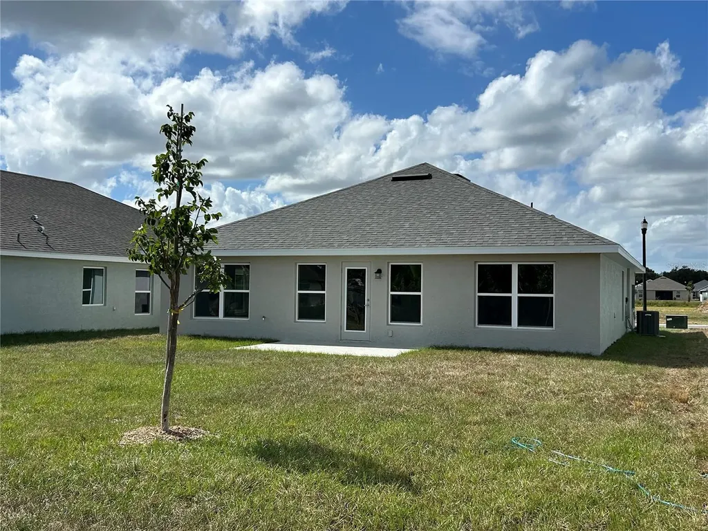 2680 Averland Loop North Port FL 34287