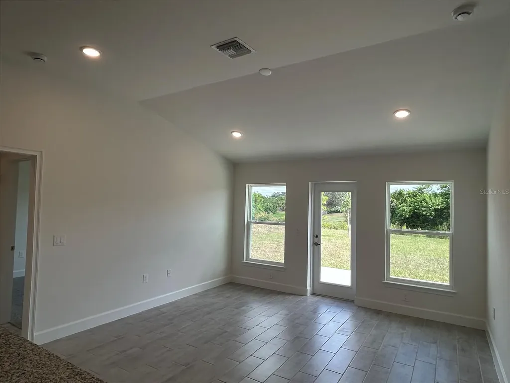 2680 Averland Loop North Port FL 34287