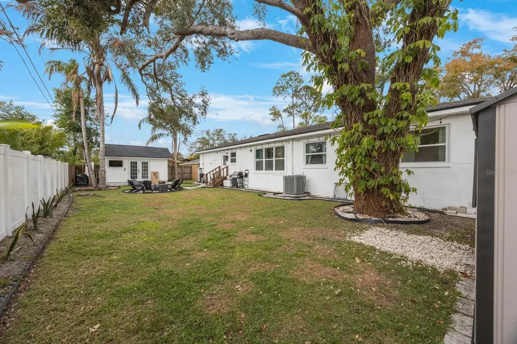 2504 W Fletcher Avenue Tampa FL 33618