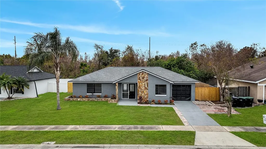 272 Iowa Woods Circle W Orlando FL 32824