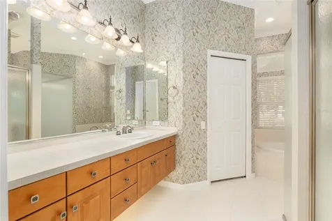 5707 NW 50th Place Gainesville FL 32653