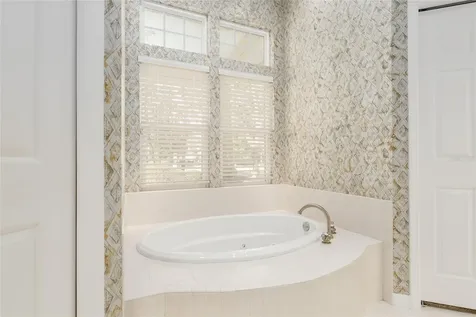 5707 NW 50th Place Gainesville FL 32653