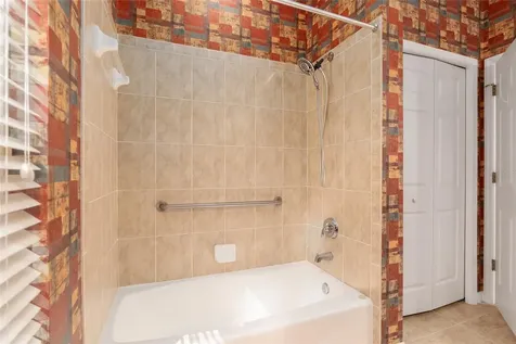 5707 NW 50th Place Gainesville FL 32653
