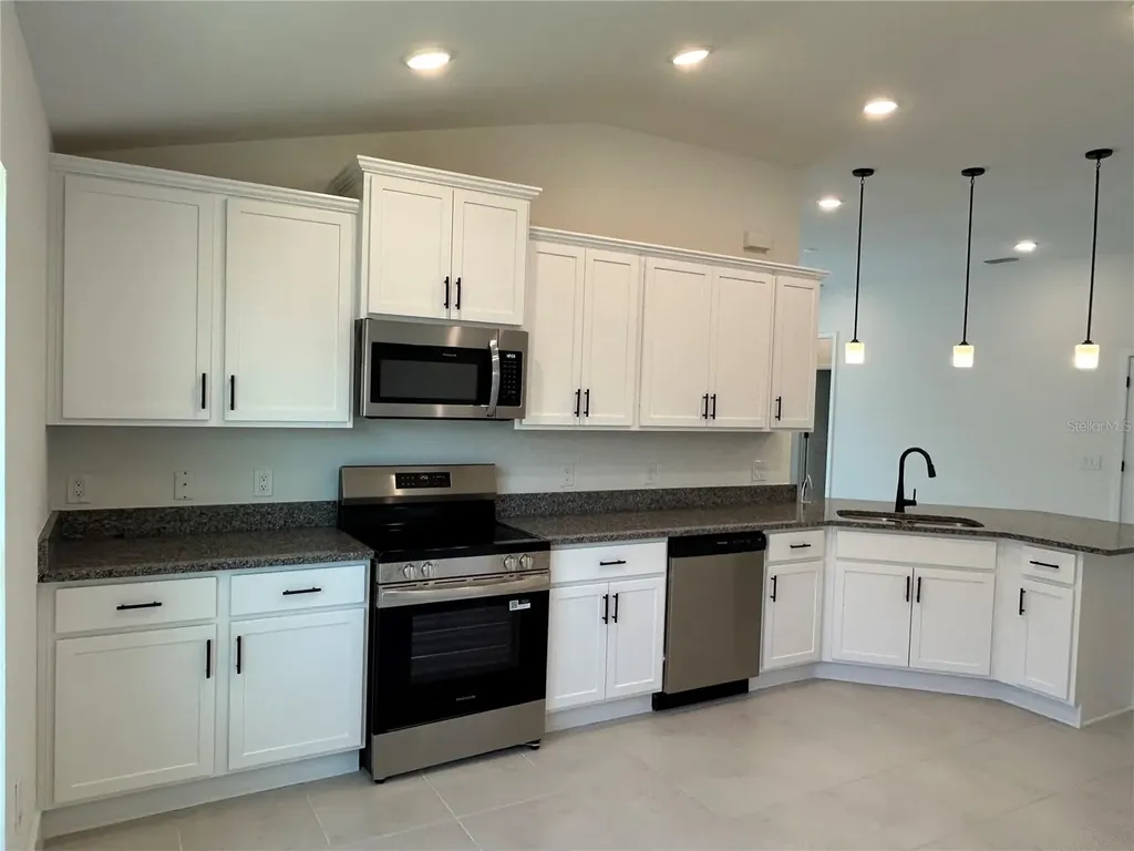 2632 Averland Loop North Port FL 34287