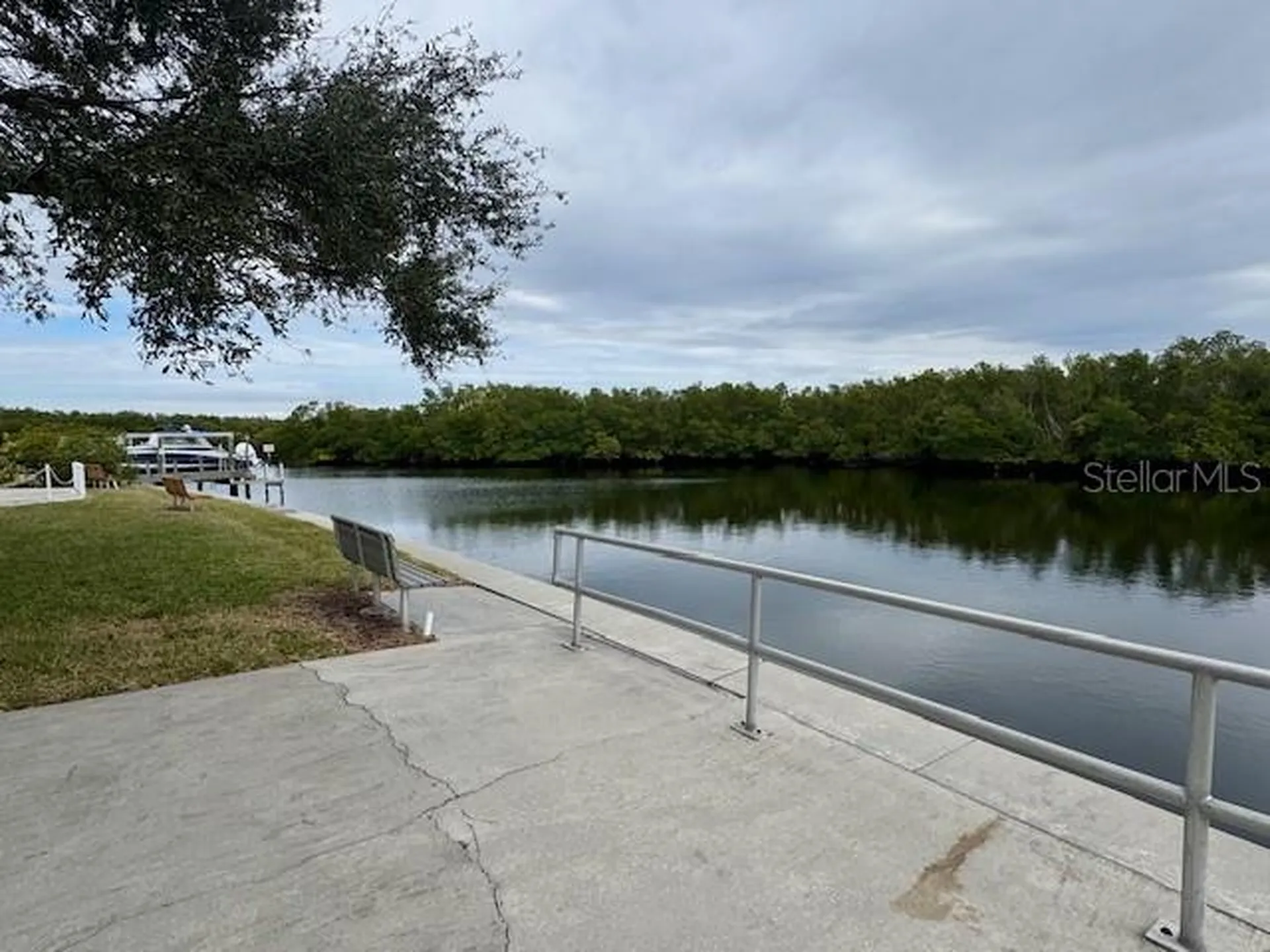 636 Mount Piney Avenue NE St Petersburg FL 33702
