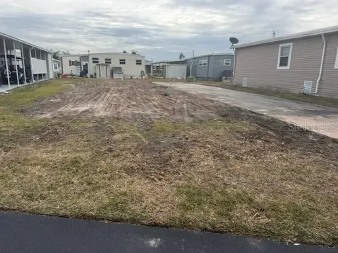 636 Mount Piney Avenue NE St Petersburg FL 33702