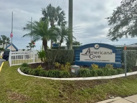636 Mount Piney Avenue NE St Petersburg FL 33702