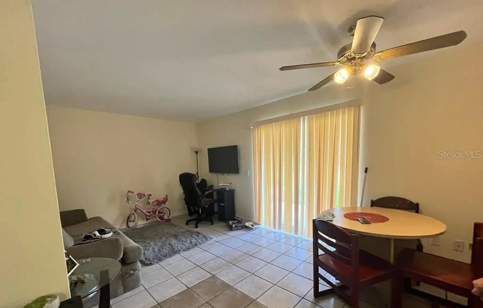 5885 Dahlia Drive Orlando FL 32807