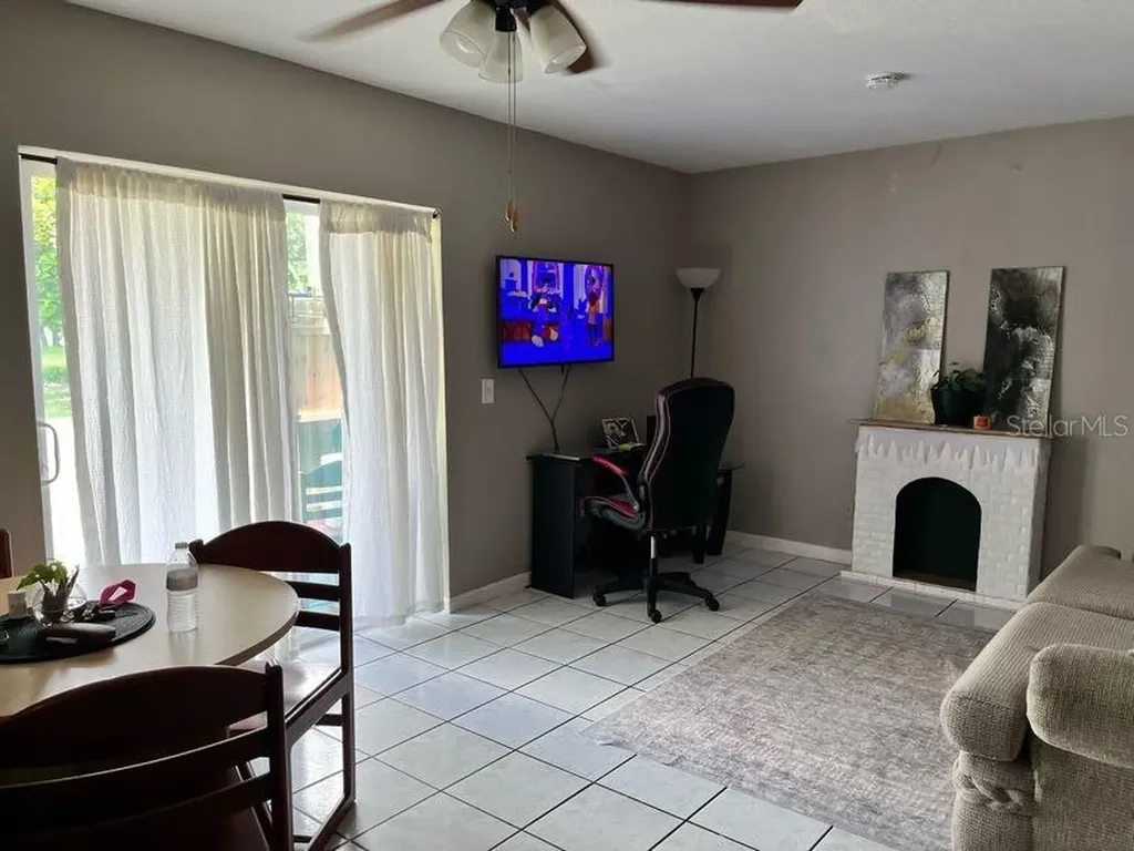 5885 Dahlia Drive Orlando FL 32807