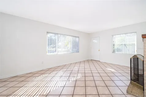5416 Parkway Drive Belle Isle FL 32809