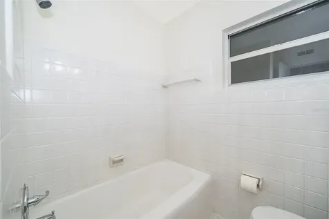 5416 Parkway Drive Belle Isle FL 32809