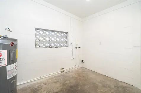 5416 Parkway Drive Belle Isle FL 32809
