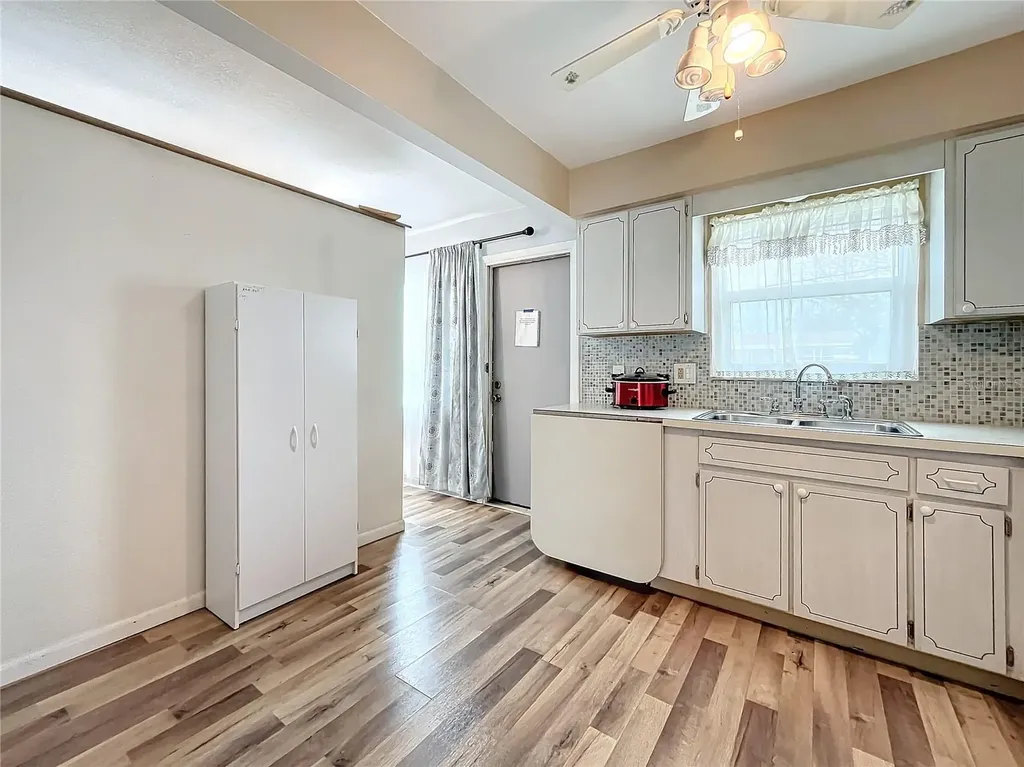 8330 Vendome Boulevard N Pinellas Park FL 33781