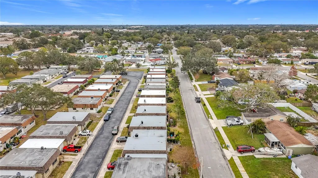8330 Vendome Boulevard N Pinellas Park FL 33781